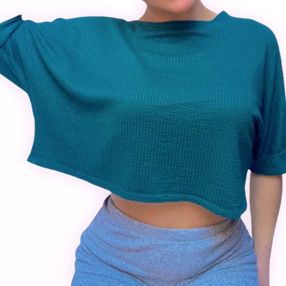 Cropped Sweater - Picture 2 of 6